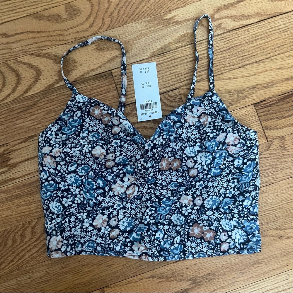 NWT A&F crop top size XS